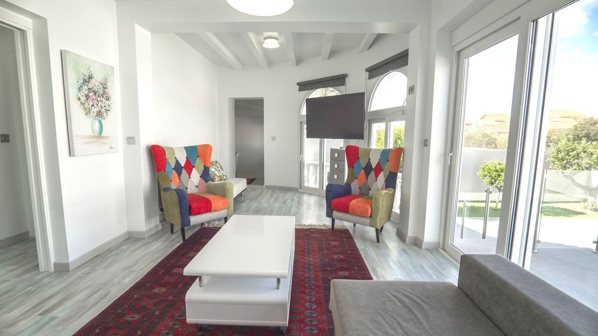 Modern Detached 4 Bed 3 Bath Villa With Private Pool Close To All Amenities فيلا مارتن المظهر الخارجي الصورة