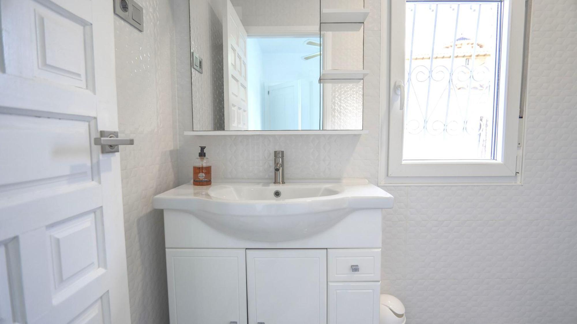 Modern Detached 4 Bed 3 Bath Villa With Private Pool Close To All Amenities فيلا مارتن المظهر الخارجي الصورة