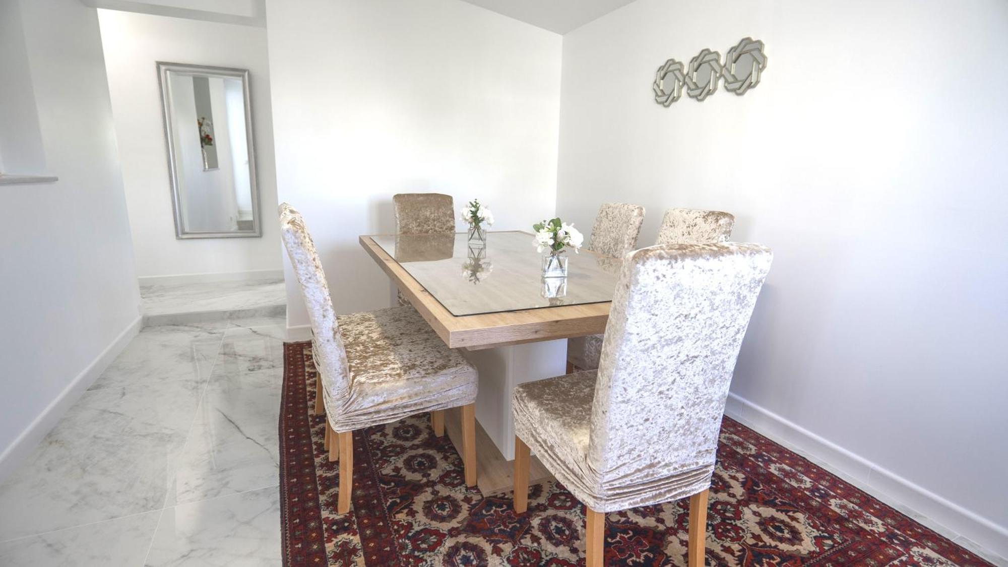 Modern Detached 4 Bed 3 Bath Villa With Private Pool Close To All Amenities فيلا مارتن المظهر الخارجي الصورة